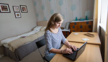 STAFFORD HOUSE SCHOOL OF ENGLISH